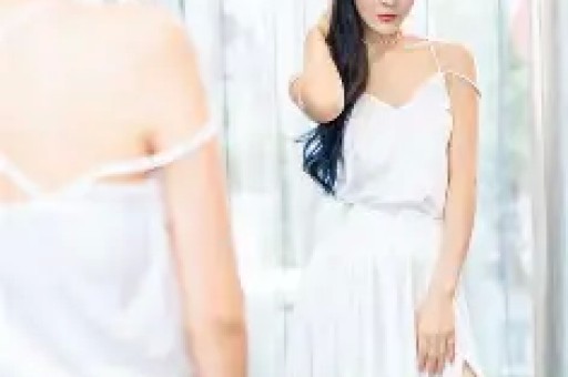 中年演员塌房天花板带亲闺女当出轨遮羞布