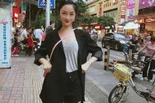 娱乐圈大瓜连连：出轨、当爸、婚礼与粉丝疯狂挤爆现场