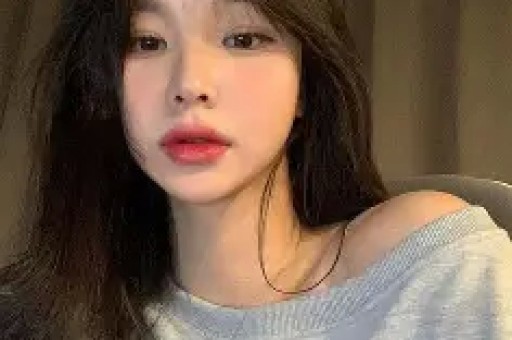 娱乐圈大瓜连环炸：黑眼圈男星疑隐瞒二胎冷巴豪车代言照常走花路